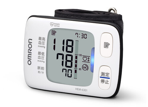オムロンの血圧測定器