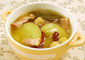 さつま芋とお豆のスープ