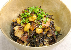 ひじきチリビーンズ